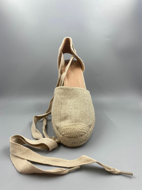 IDEAL SHOES SQUADRILLAS BEIGE